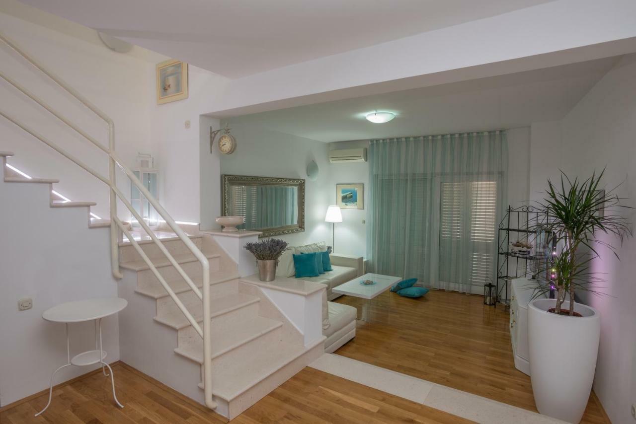 Апартаменты Andor - Lux, Two Beautiful Terraces With Sea & Sunset View Макарска Экстерьер фото